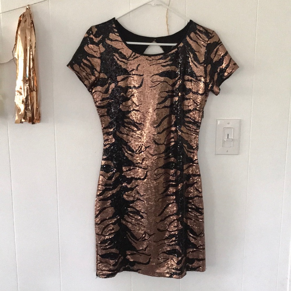 Mini sequin party dress
